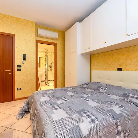 Valentino House * Sirmione